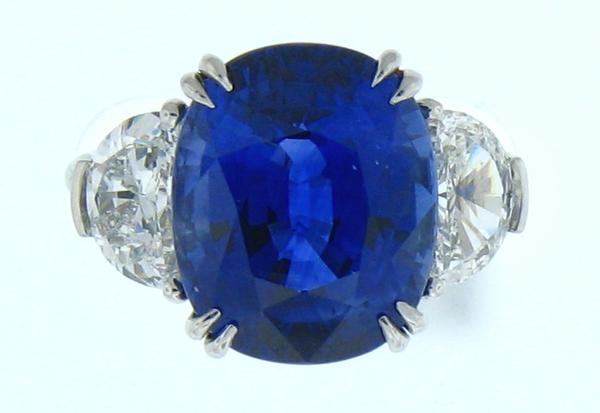 View PT Oval Blue Sapphire/Half Moon Diamond